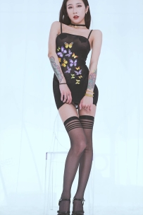 【热舞圈】No.001_#维拉舞团_Vol.215_乐乐_第1期_[4K-20V-7.05GB]_20251210更新